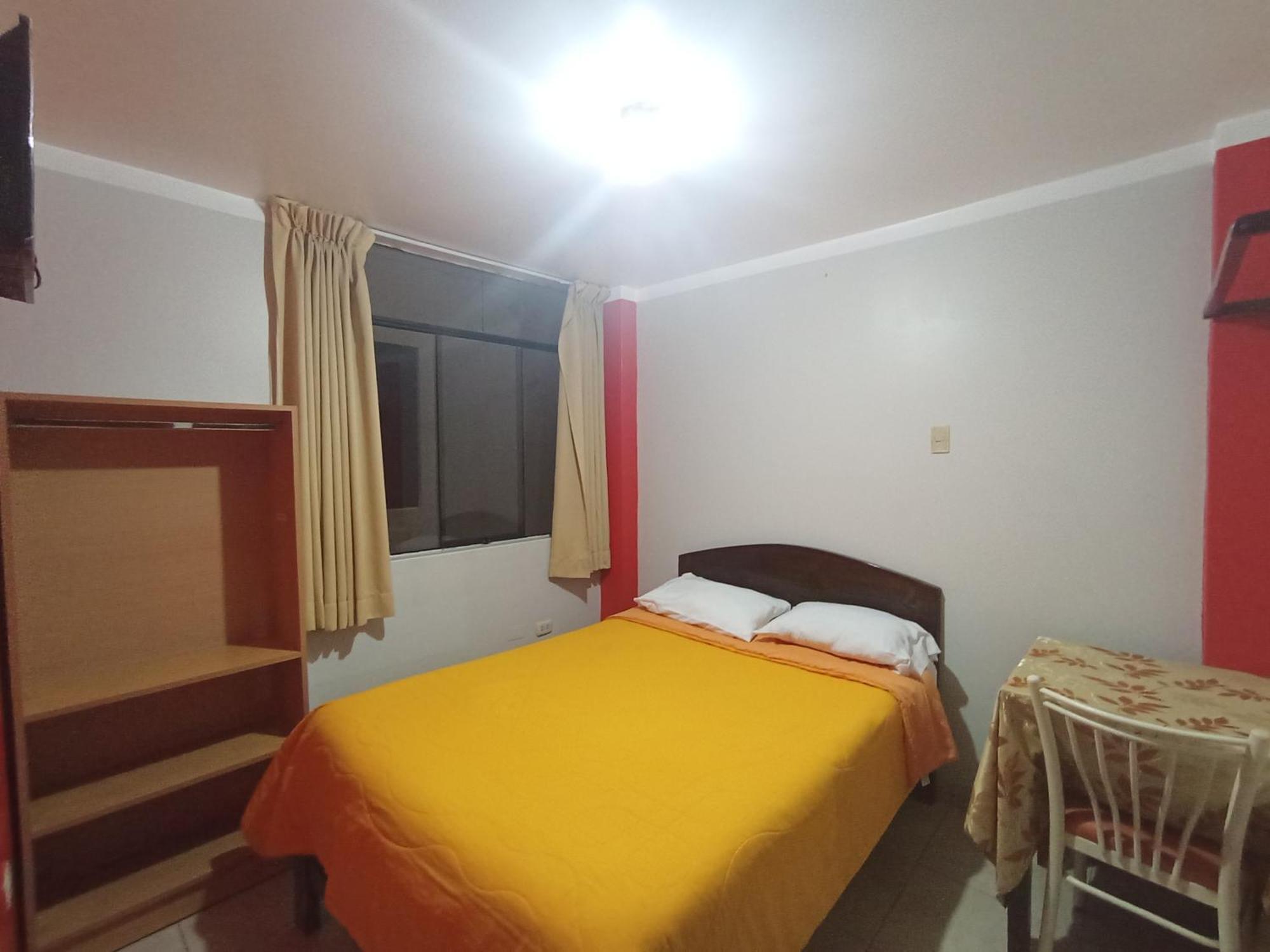 Hotel Los Gladiolos カハマルカ エクステリア 写真