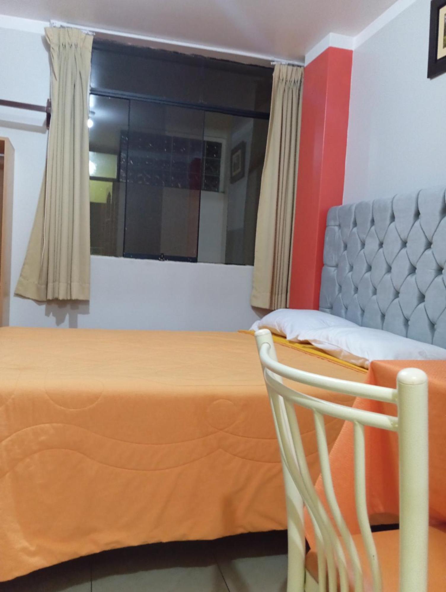 Hotel Los Gladiolos カハマルカ エクステリア 写真