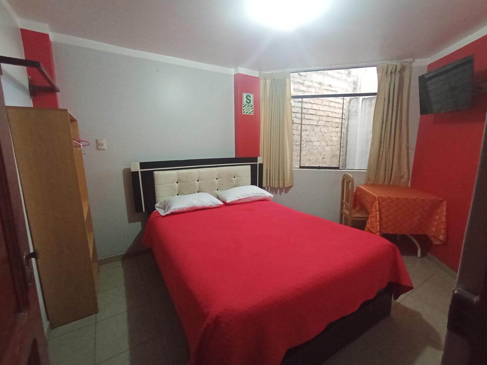 Hotel Los Gladiolos カハマルカ エクステリア 写真